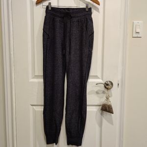 Lululemon Ready to Rulu Jogger, Size 2